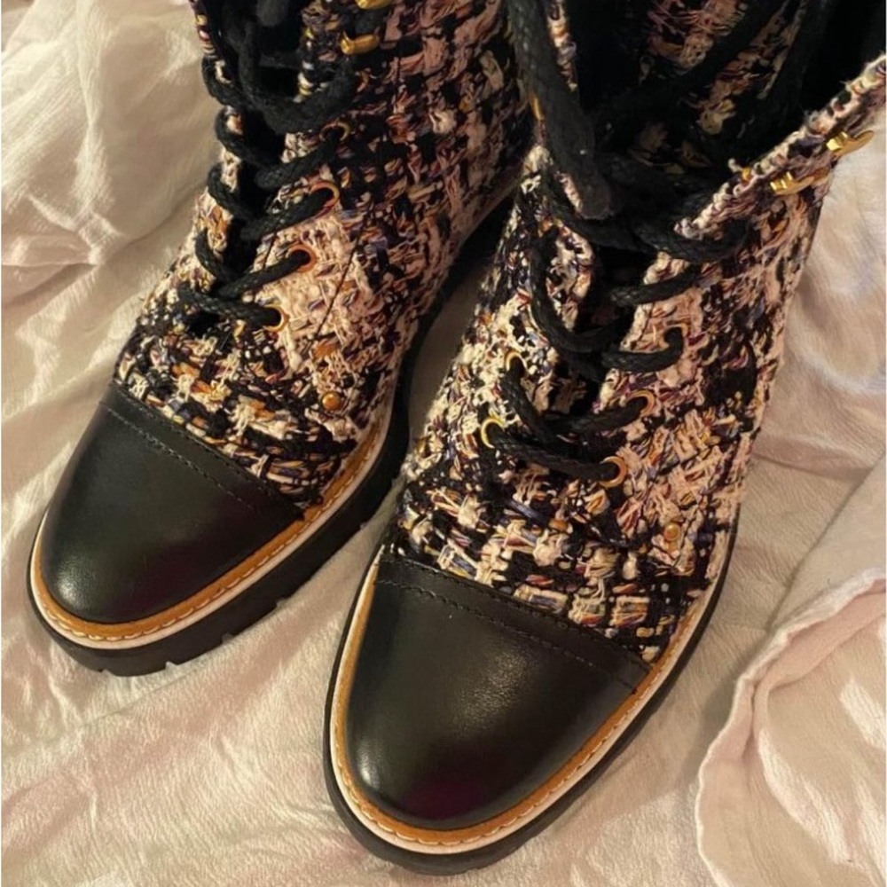 COPY - Only worn once - no scratches smoke free pet free home - beautiful boots
